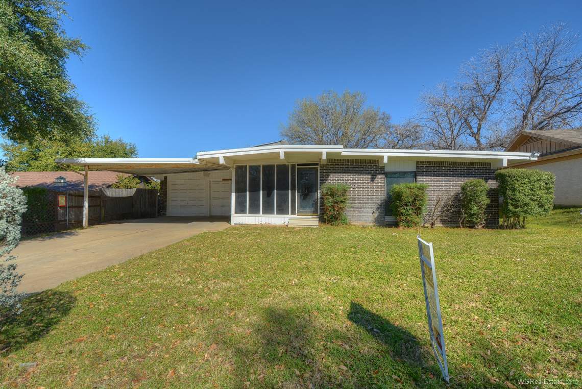 1810 Mary Drive, Euless, TX 76040