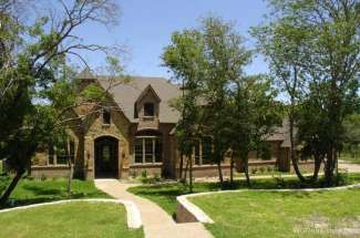401 Silver Canyon Court, Fort Worth, TX